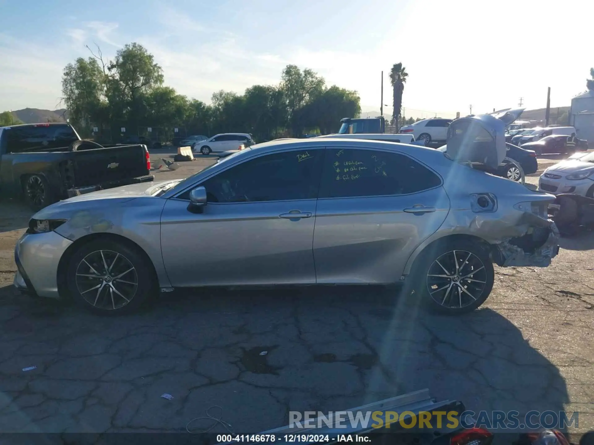 15 Photograph of a damaged car 4T1G11AK9NU017666 TOYOTA CAMRY 2022
