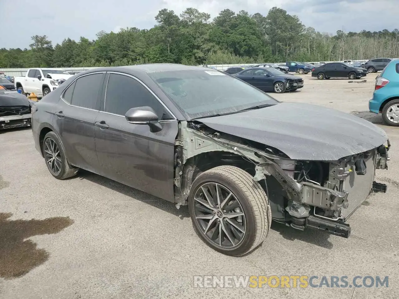4 Photograph of a damaged car 4T1G11AK9NU037240 TOYOTA CAMRY 2022