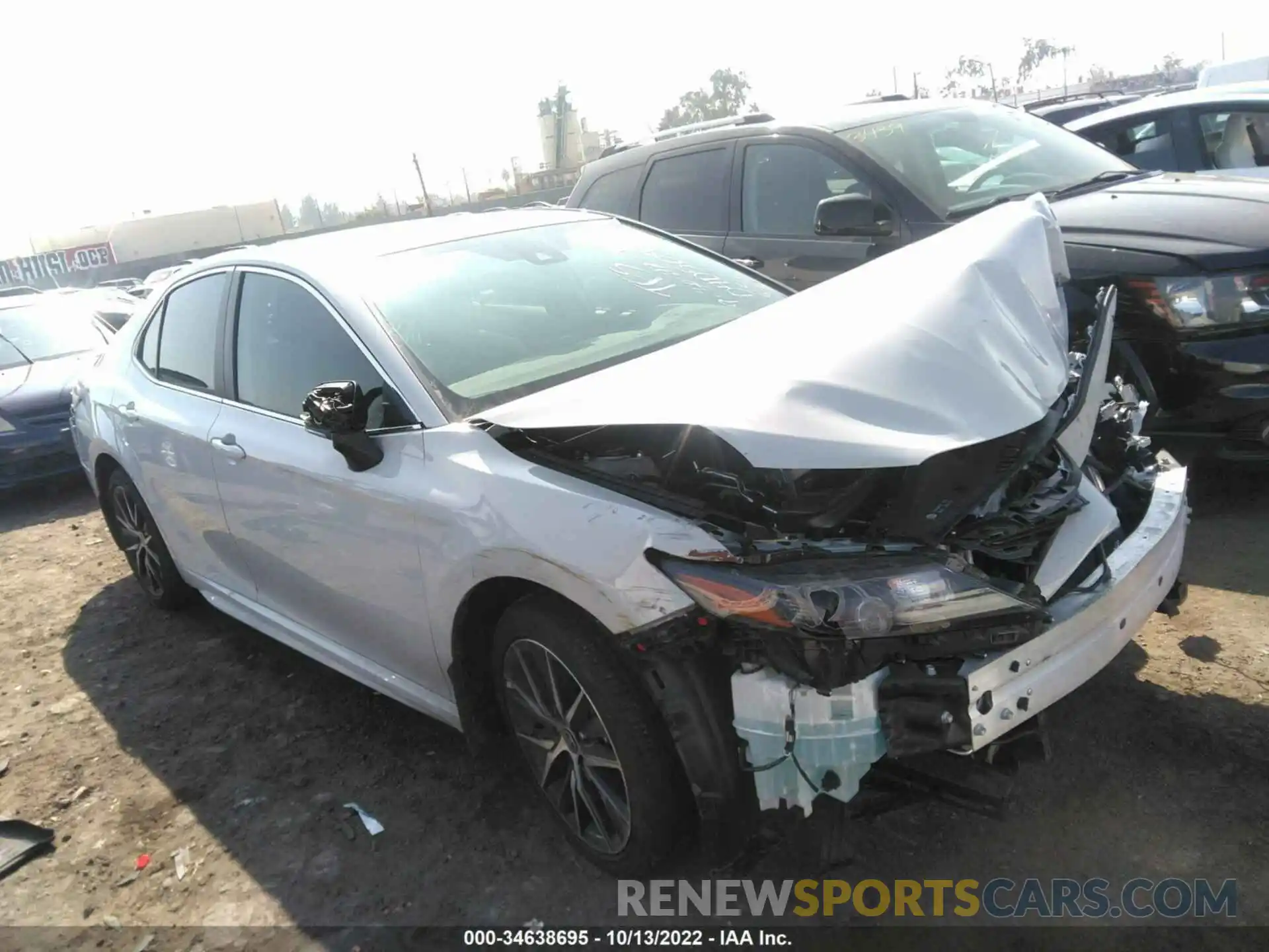 1 Photograph of a damaged car 4T1G11AK9NU040509 TOYOTA CAMRY 2022