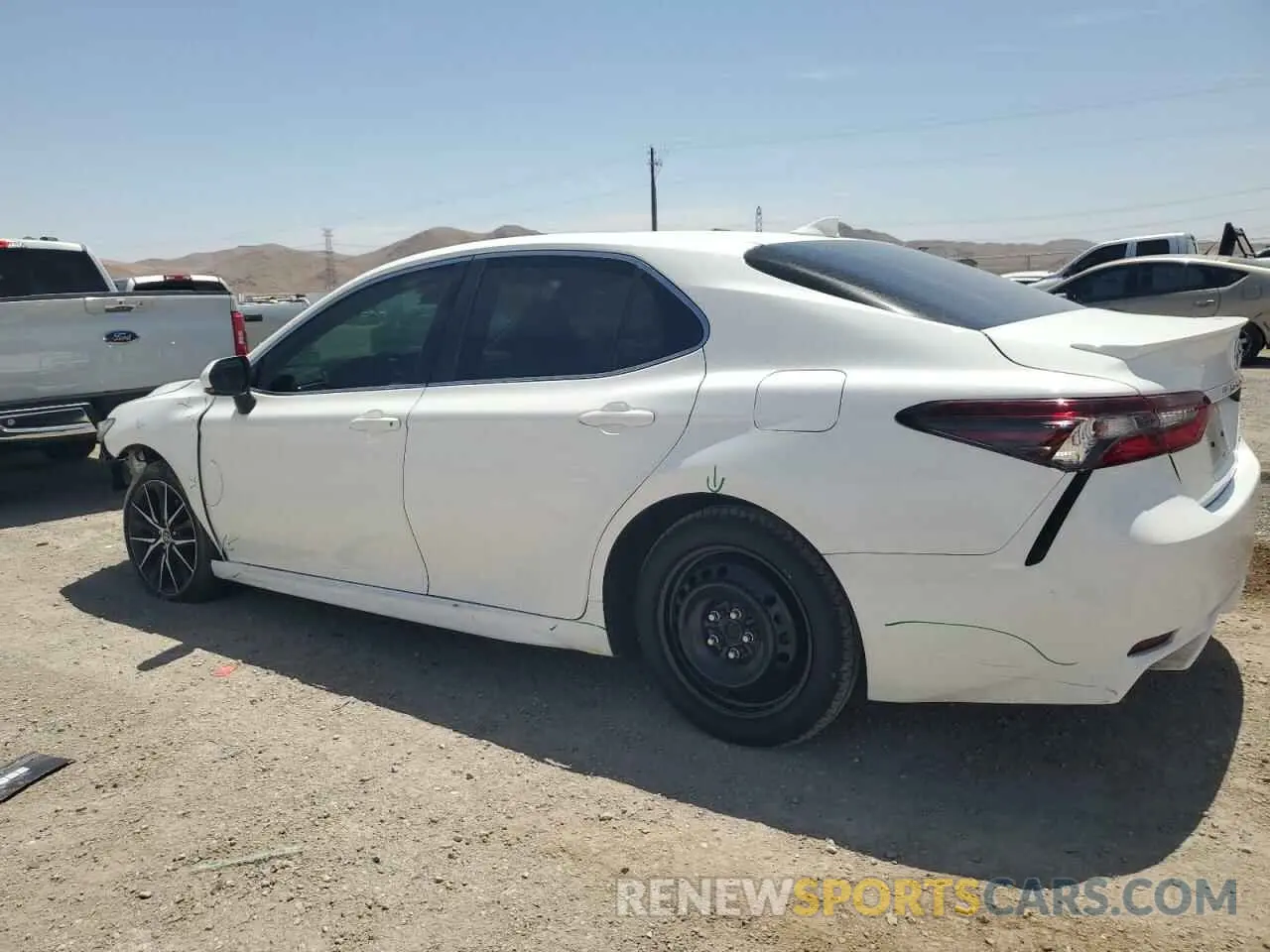 2 Photograph of a damaged car 4T1G11AK9NU041532 TOYOTA CAMRY 2022