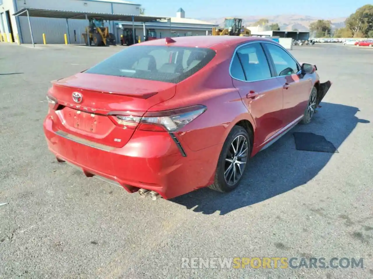 4 Photograph of a damaged car 4T1G11AK9NU041935 TOYOTA CAMRY 2022