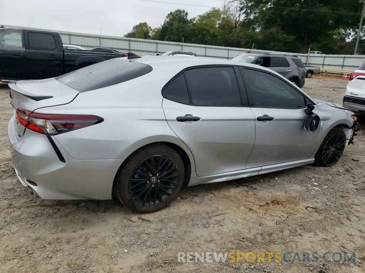 3 Photograph of a damaged car 4T1G11AK9NU051395 TOYOTA CAMRY 2022