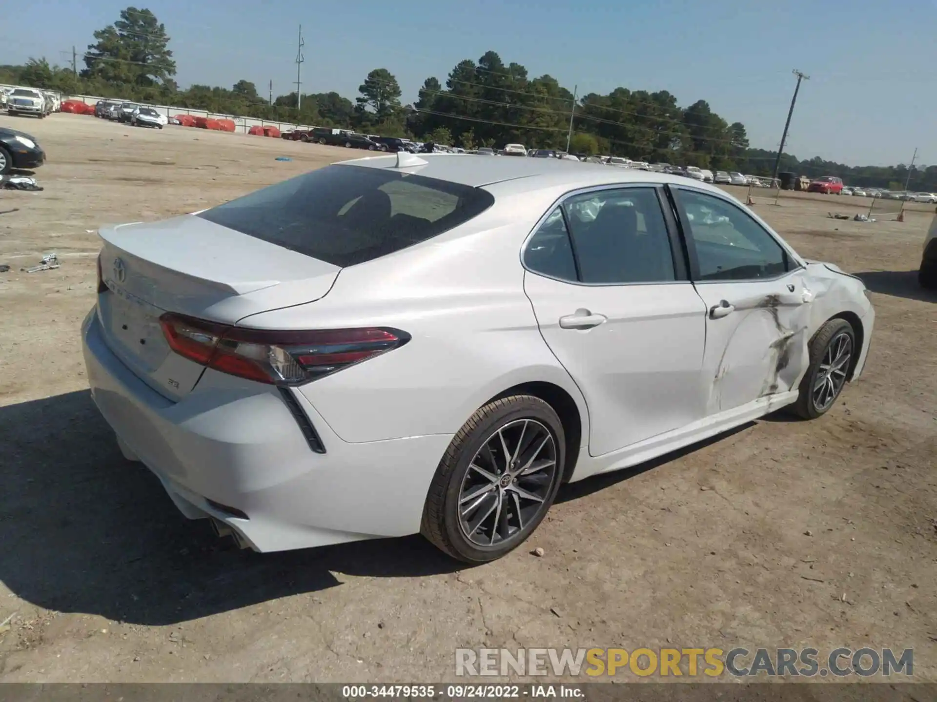 4 Photograph of a damaged car 4T1G11AK9NU059786 TOYOTA CAMRY 2022