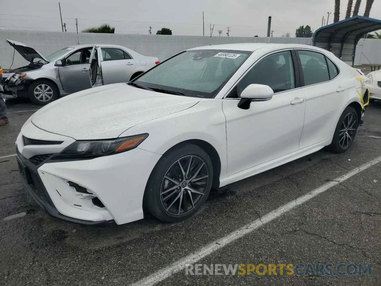 1 Photograph of a damaged car 4T1G11AK9NU074093 TOYOTA CAMRY 2022