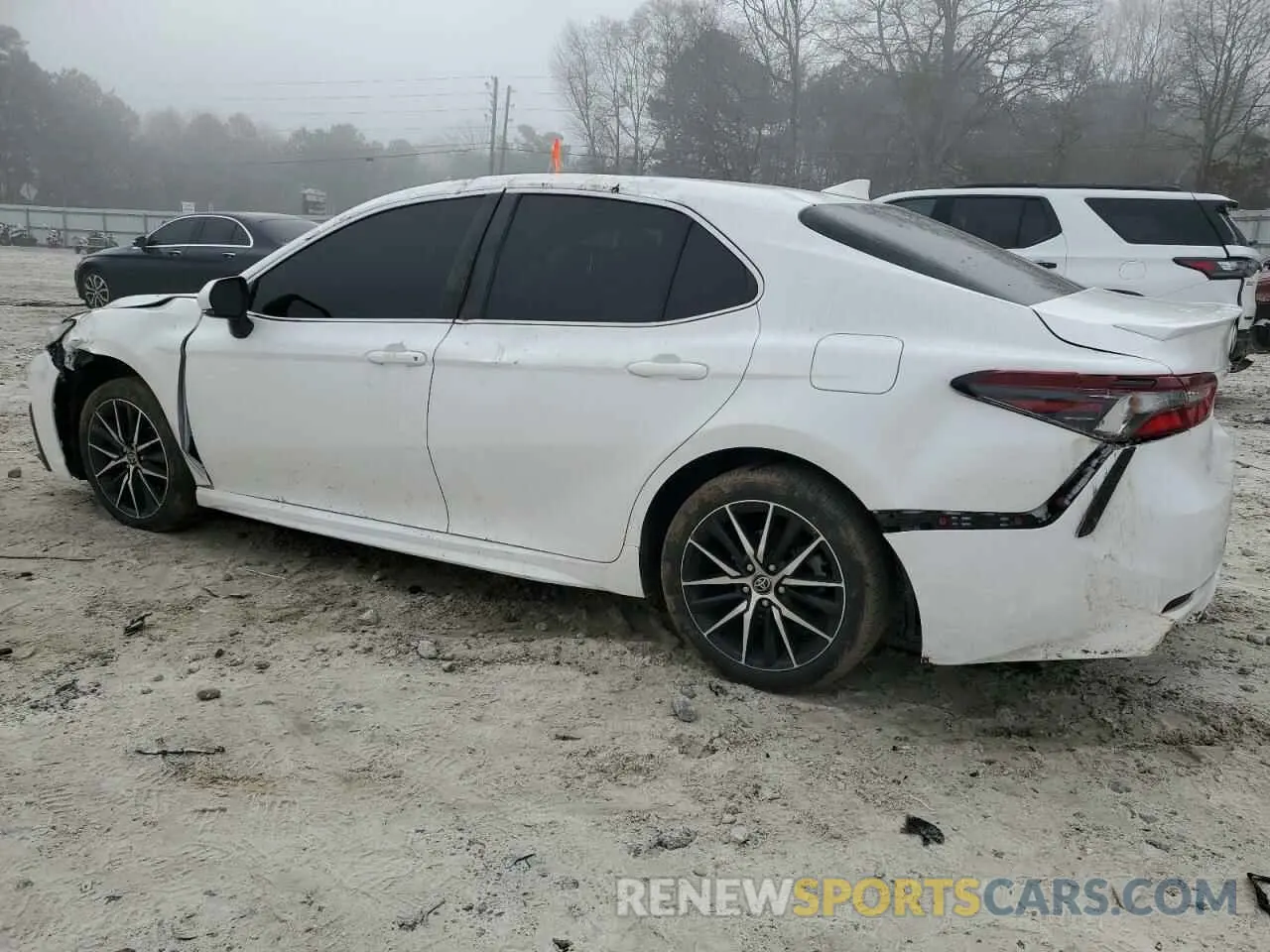 2 Photograph of a damaged car 4T1G11AK9NU627535 TOYOTA CAMRY 2022