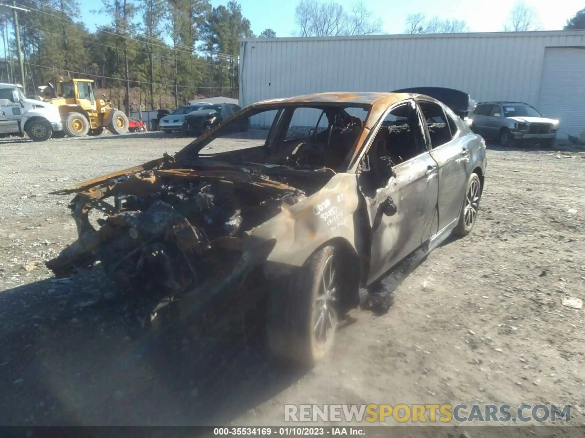 2 Photograph of a damaged car 4T1G11AK9NU639510 TOYOTA CAMRY 2022