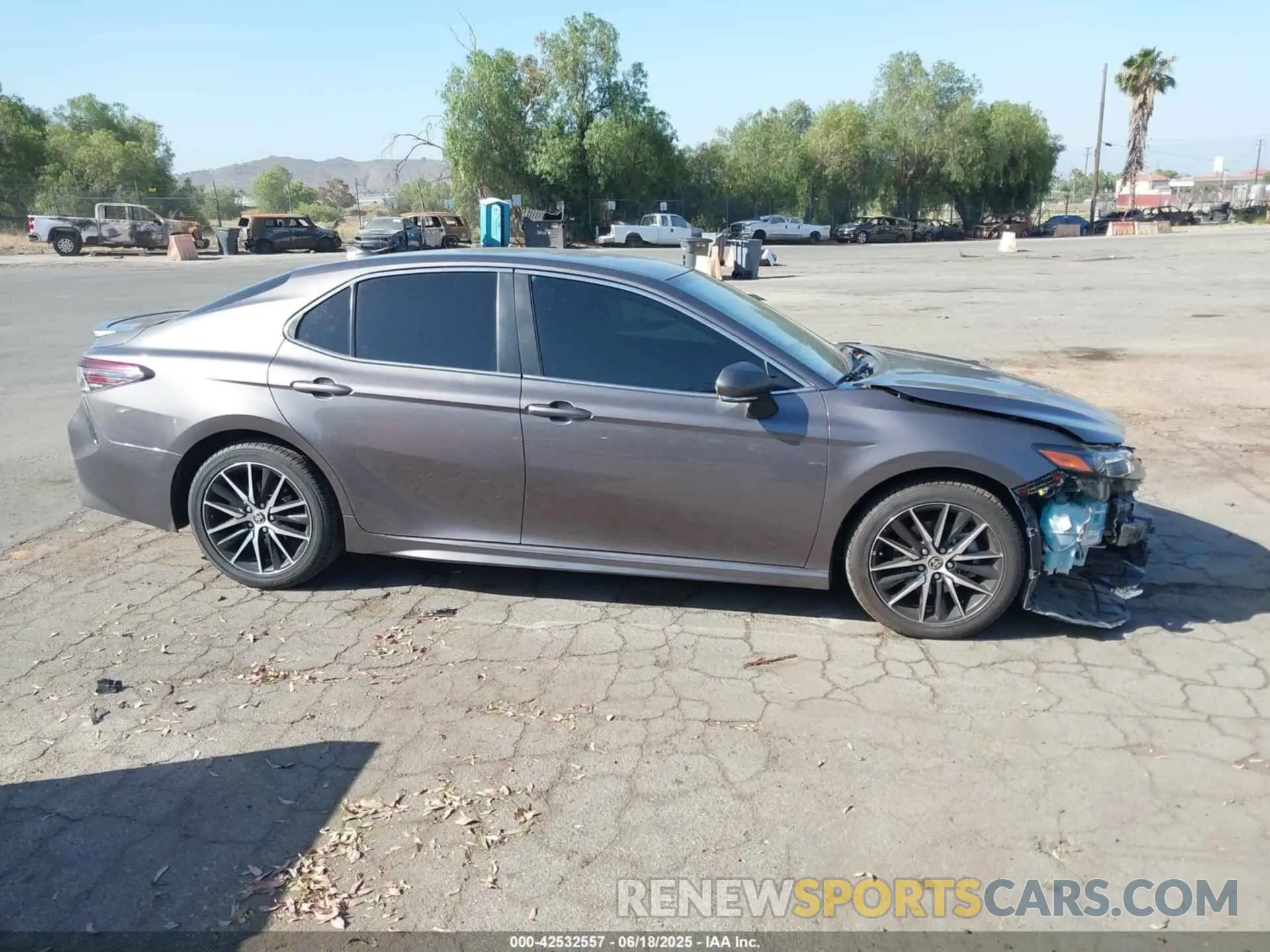 13 Photograph of a damaged car 4T1G11AK9NU678324 TOYOTA CAMRY 2022