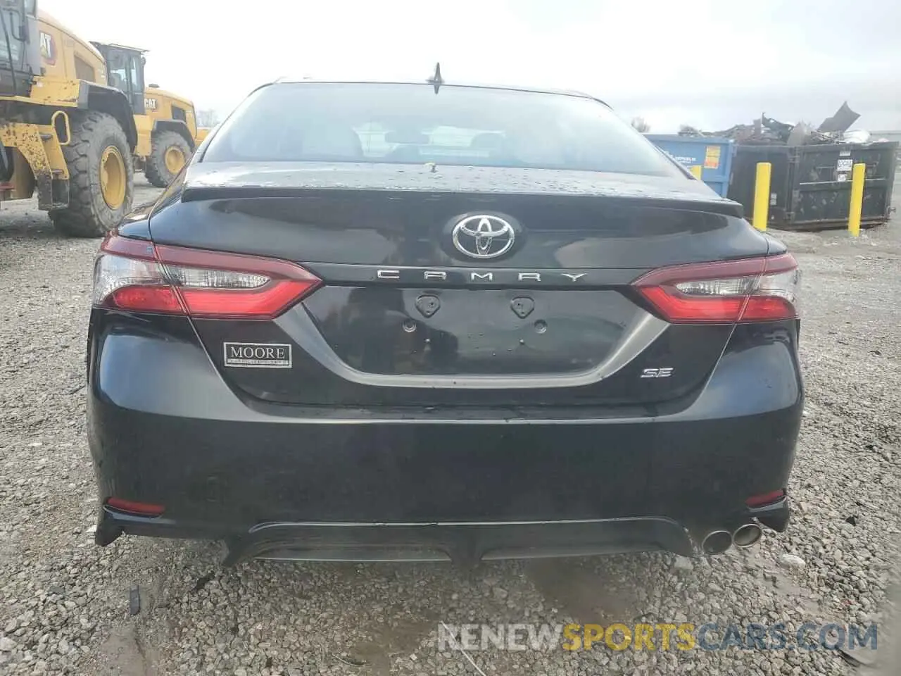6 Photograph of a damaged car 4T1G11AK9NU682325 TOYOTA CAMRY 2022