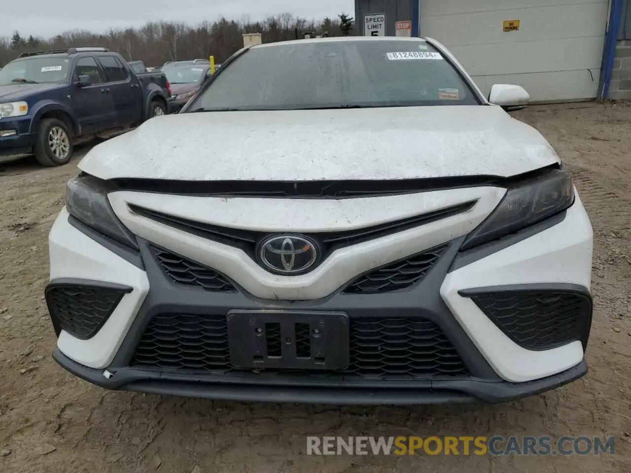 5 Photograph of a damaged car 4T1G11AK9NU700743 TOYOTA CAMRY 2022