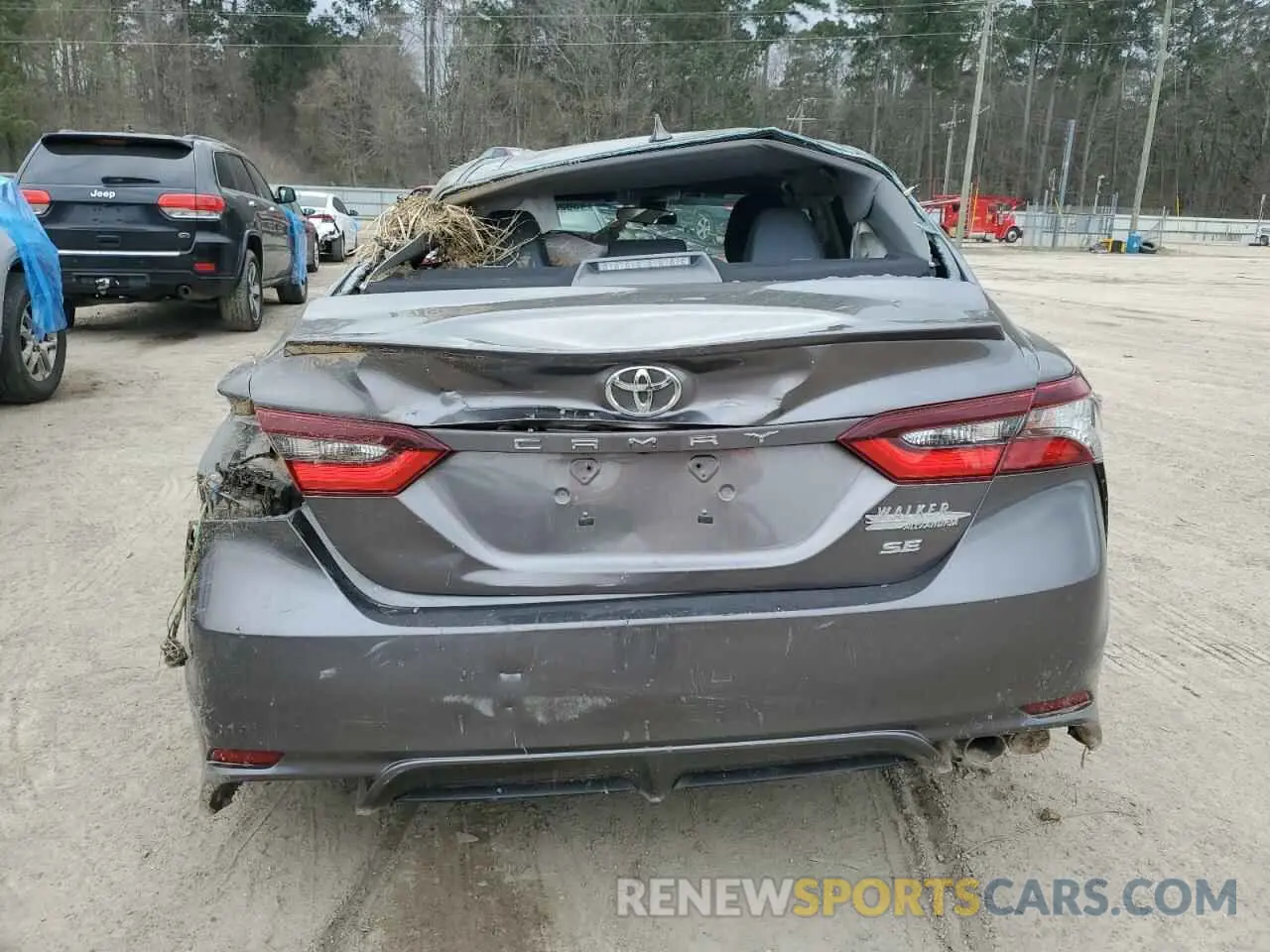6 Photograph of a damaged car 4T1G11AKXNU001797 TOYOTA CAMRY 2022