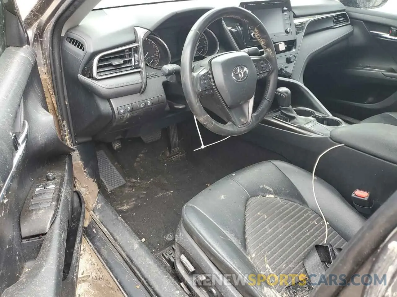 8 Photograph of a damaged car 4T1G11AKXNU001797 TOYOTA CAMRY 2022