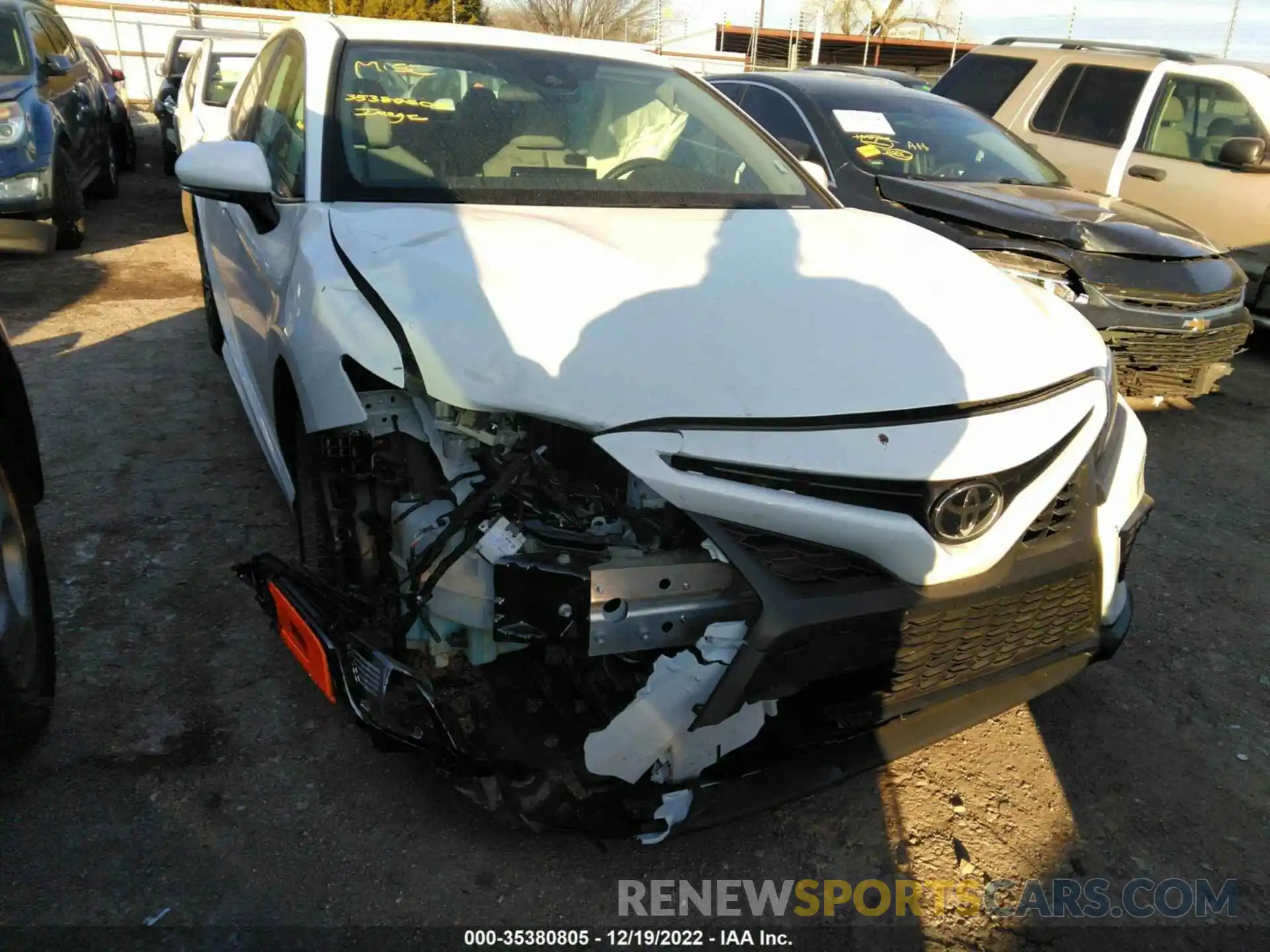 6 Photograph of a damaged car 4T1G11AKXNU002495 TOYOTA CAMRY 2022