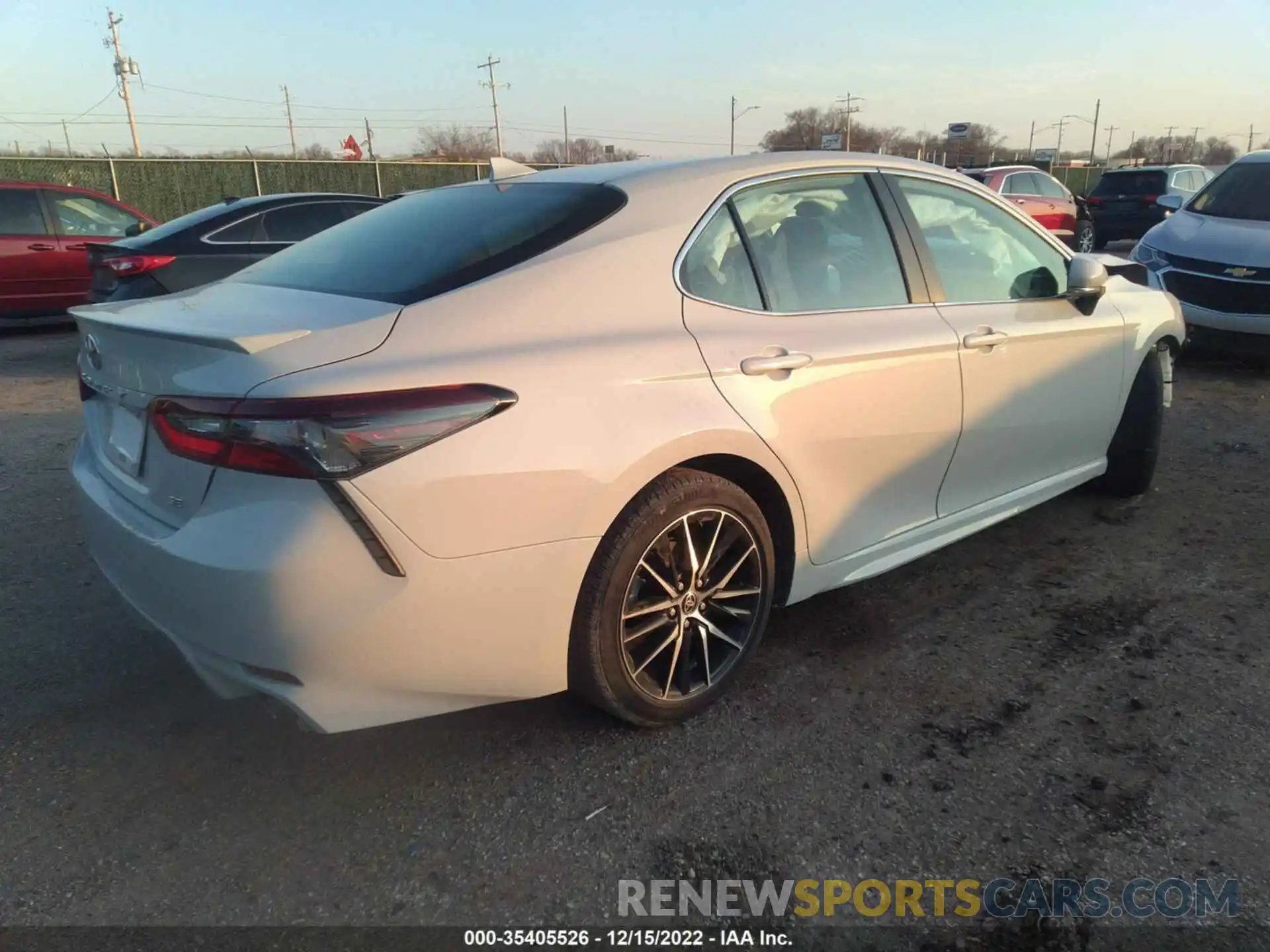 4 Photograph of a damaged car 4T1G11AKXNU005803 TOYOTA CAMRY 2022