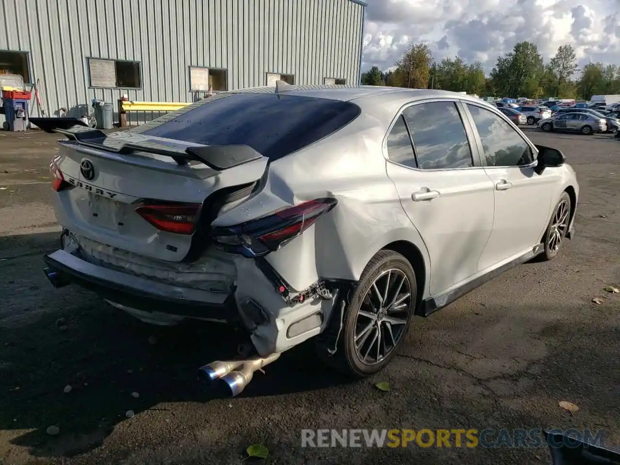 4 Photograph of a damaged car 4T1G11AKXNU015344 TOYOTA CAMRY 2022