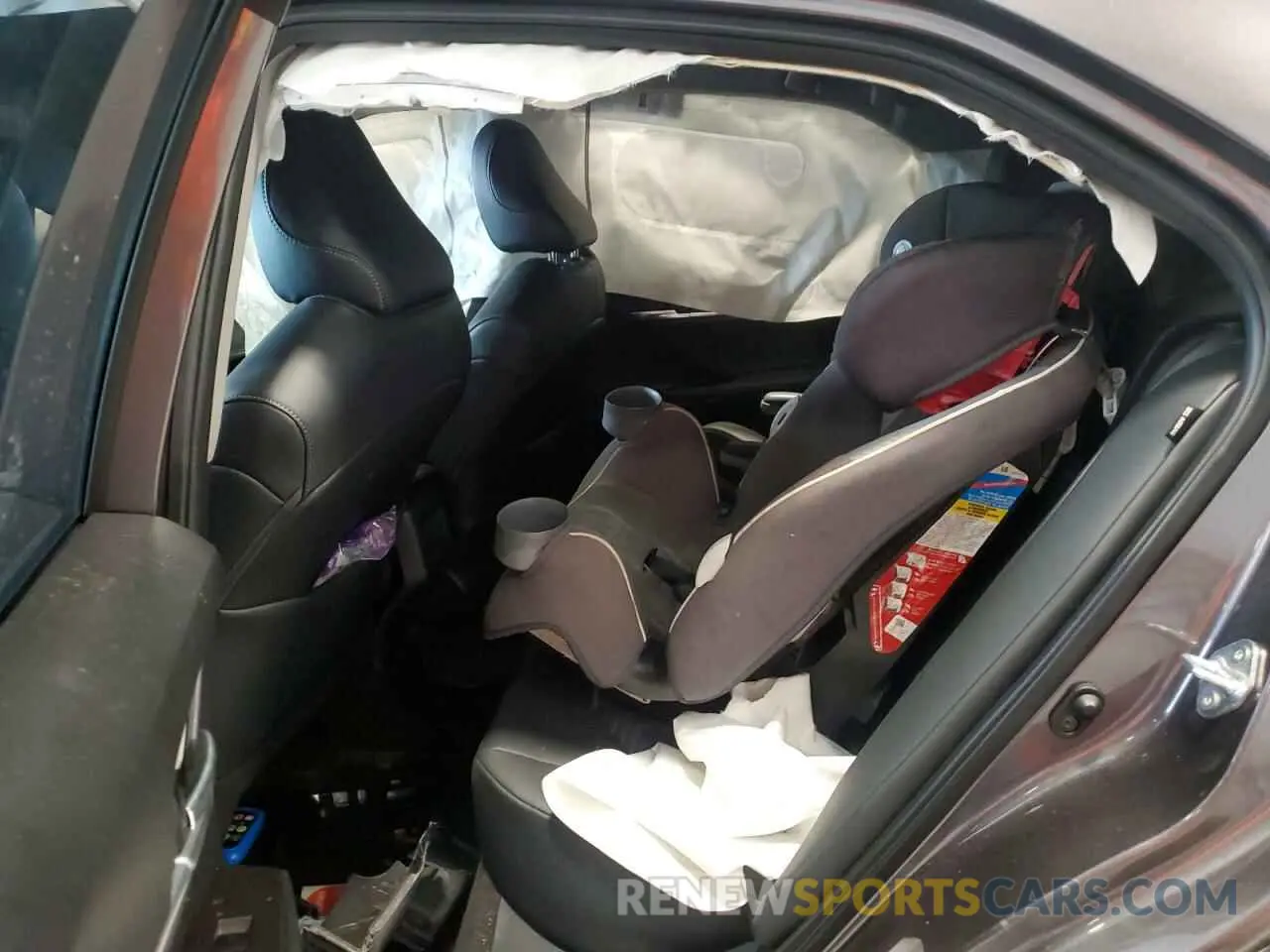 10 Photograph of a damaged car 4T1G11AKXNU017837 TOYOTA CAMRY 2022