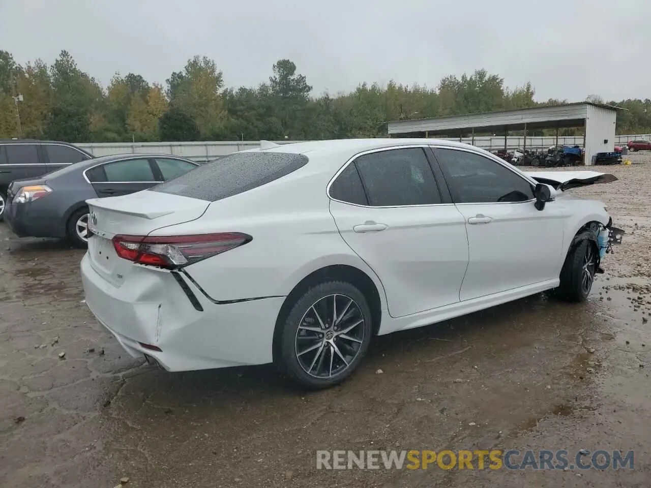 3 Photograph of a damaged car 4T1G11AKXNU022097 TOYOTA CAMRY 2022