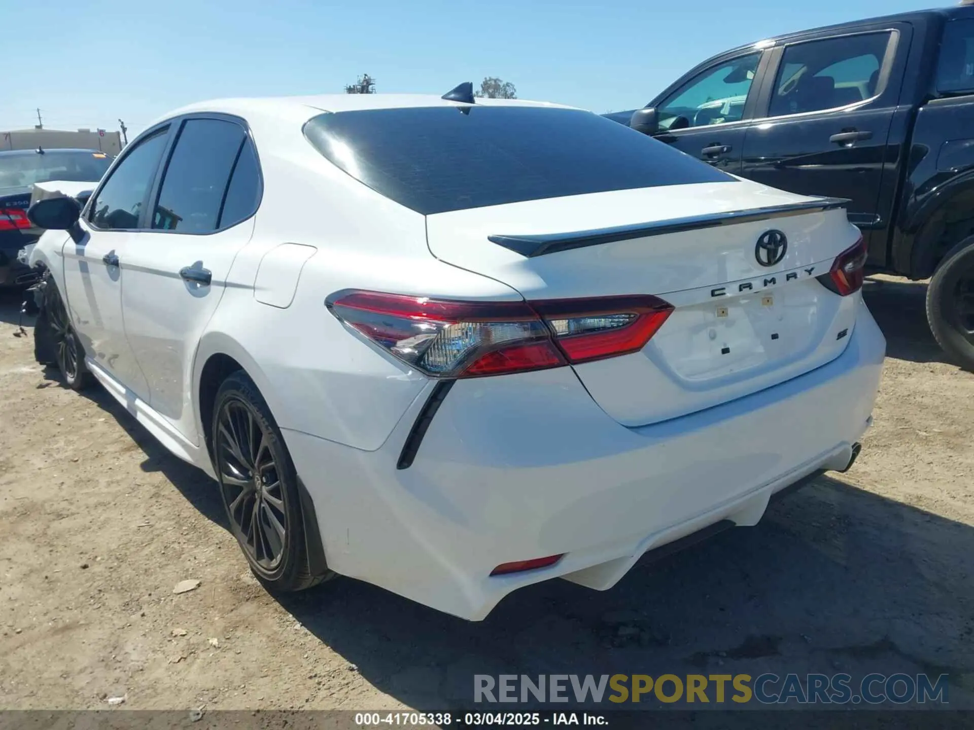 3 Photograph of a damaged car 4T1G11AKXNU029941 TOYOTA CAMRY 2022