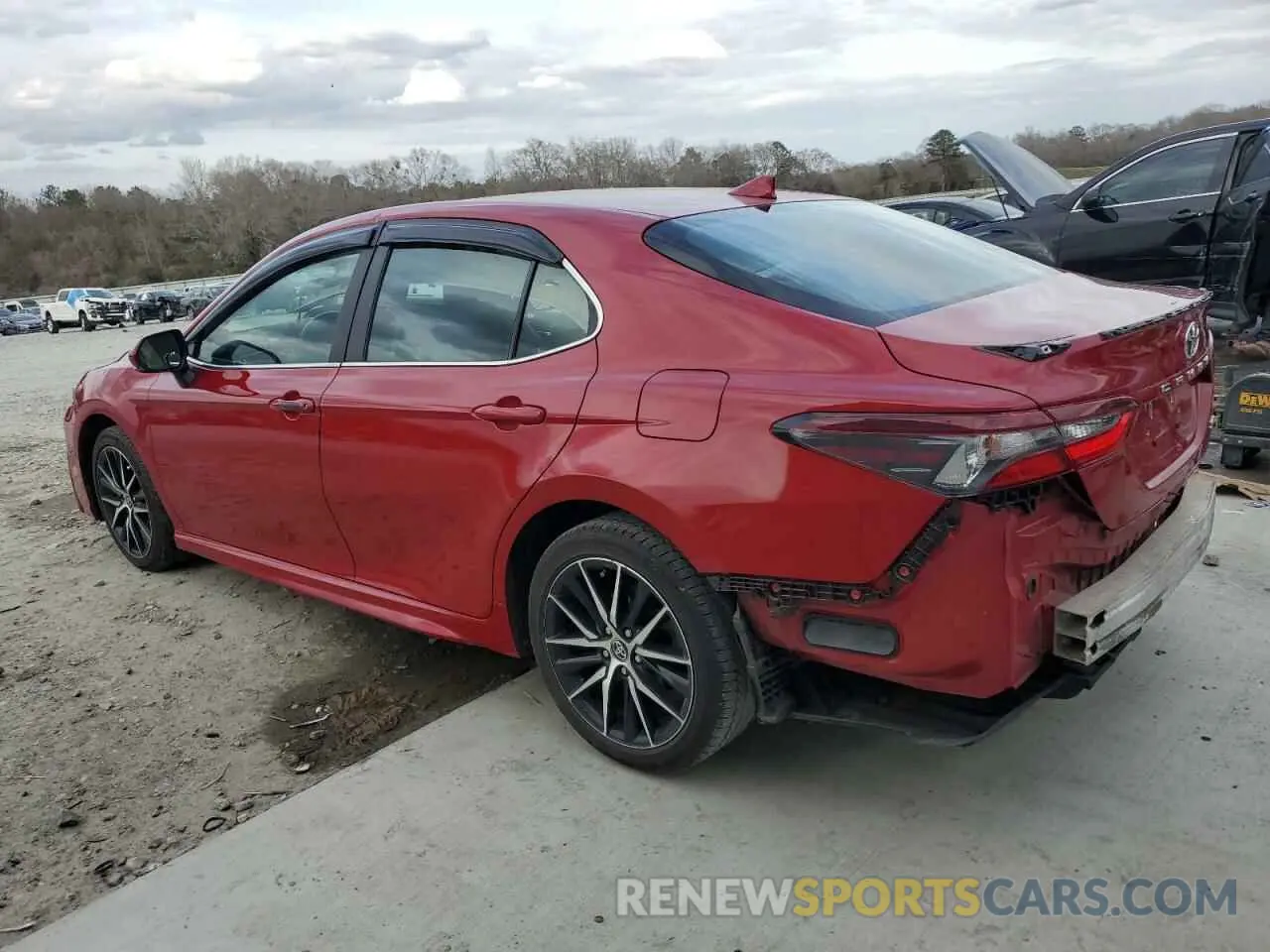 2 Photograph of a damaged car 4T1G11AKXNU039899 TOYOTA CAMRY 2022