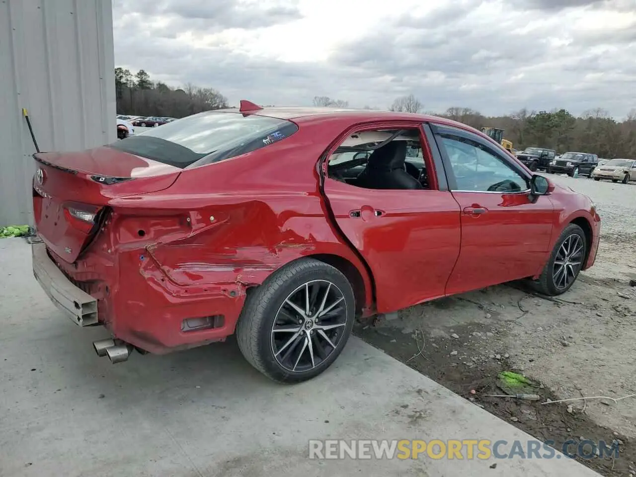 3 Photograph of a damaged car 4T1G11AKXNU039899 TOYOTA CAMRY 2022