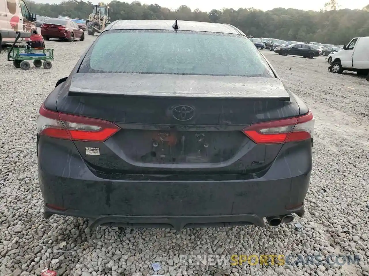 6 Photograph of a damaged car 4T1G11AKXNU051406 TOYOTA CAMRY 2022