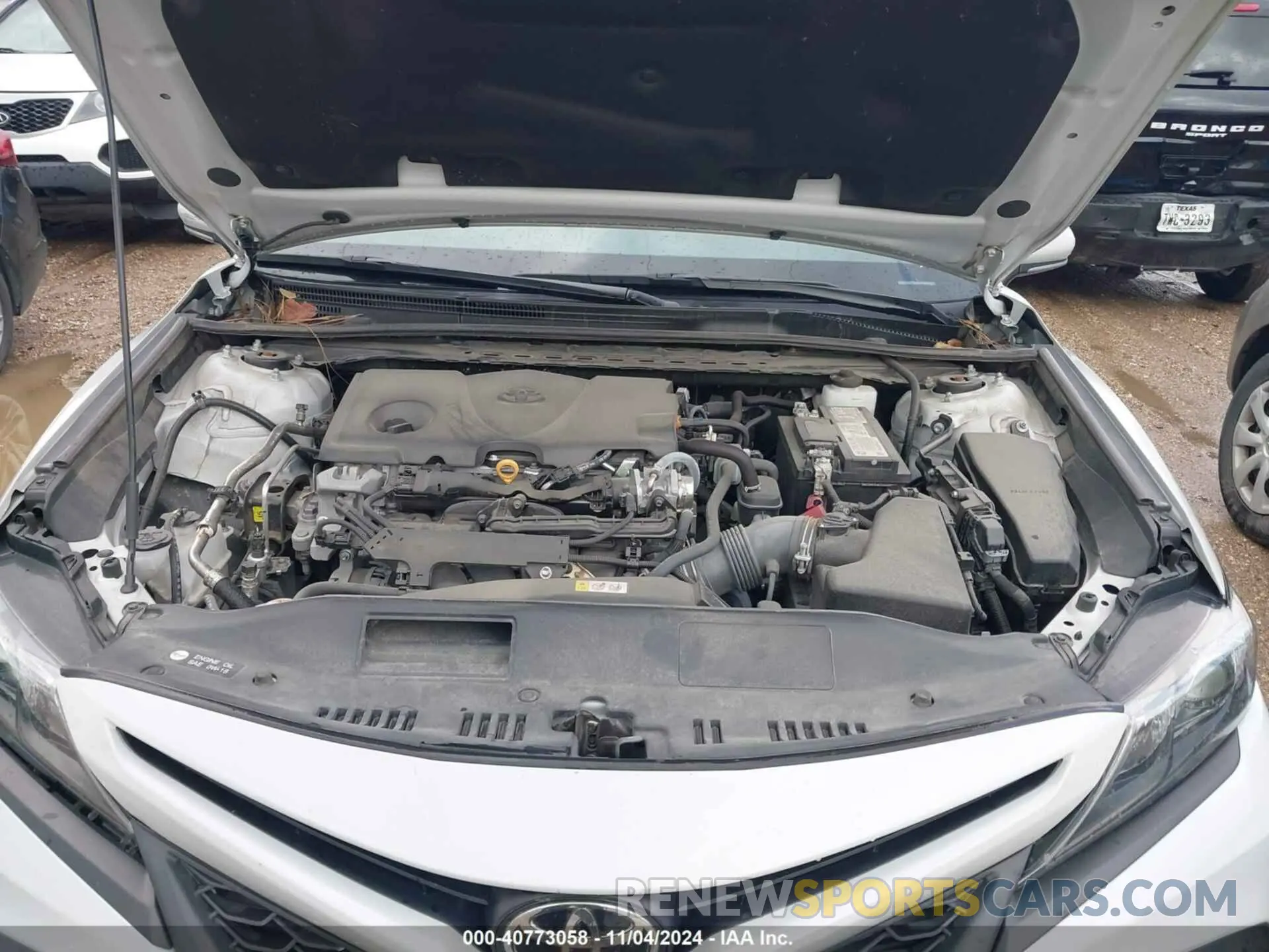 10 Photograph of a damaged car 4T1G11AKXNU052667 TOYOTA CAMRY 2022