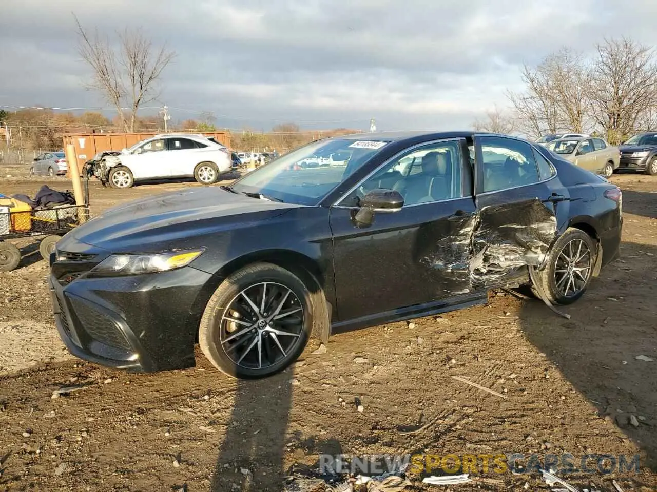 1 Photograph of a damaged car 4T1G11AKXNU067492 TOYOTA CAMRY 2022