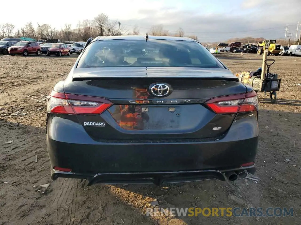 6 Photograph of a damaged car 4T1G11AKXNU067492 TOYOTA CAMRY 2022