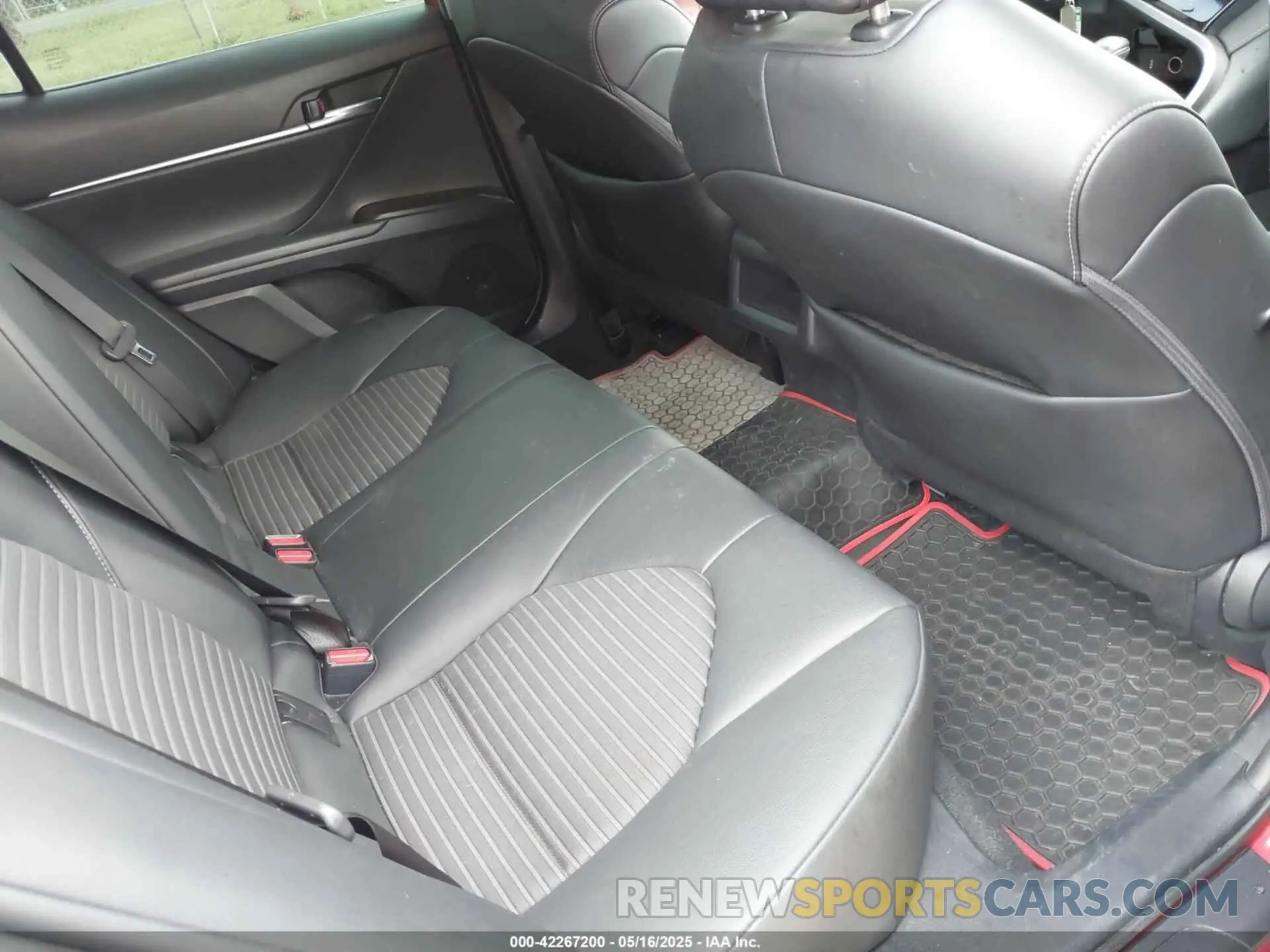 8 Photograph of a damaged car 4T1G11AKXNU068190 TOYOTA CAMRY 2022