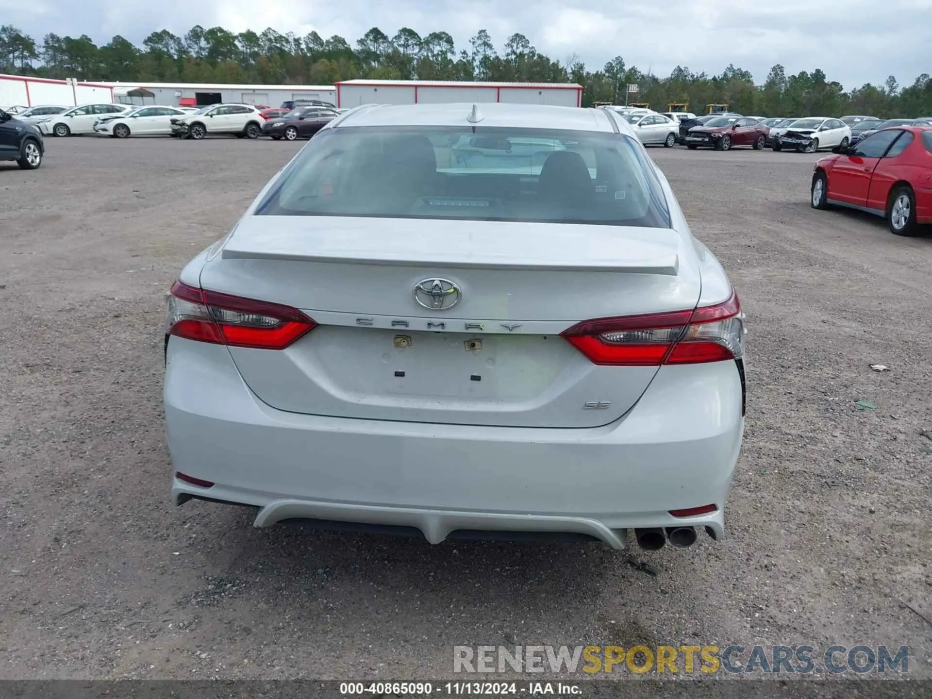 16 Photograph of a damaged car 4T1G11AKXNU069534 TOYOTA CAMRY 2022