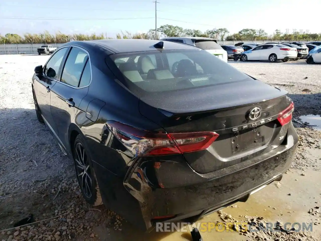 3 Photograph of a damaged car 4T1G11AKXNU627673 TOYOTA CAMRY 2022