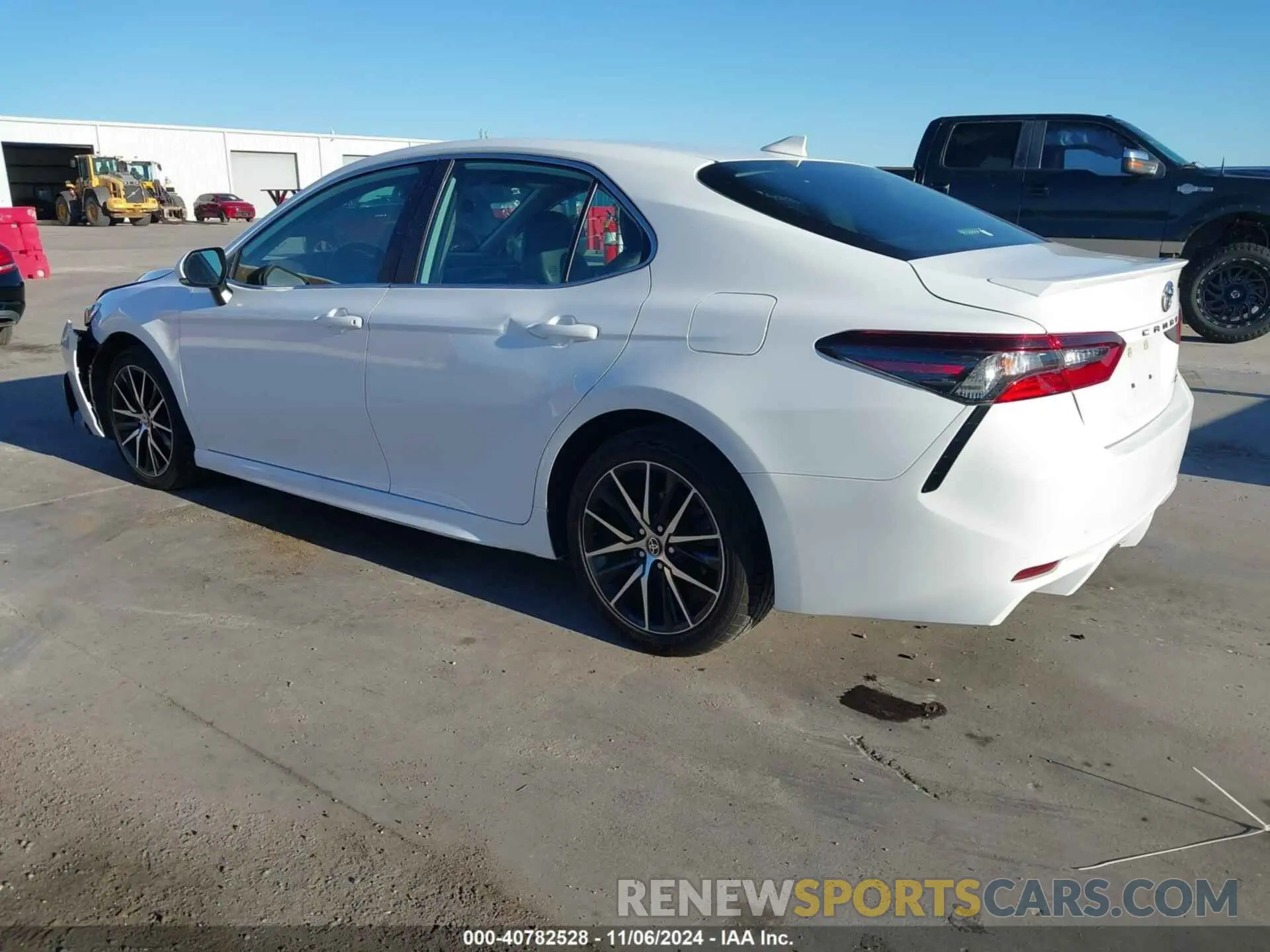 3 Photograph of a damaged car 4T1G11AKXNU637362 TOYOTA CAMRY 2022