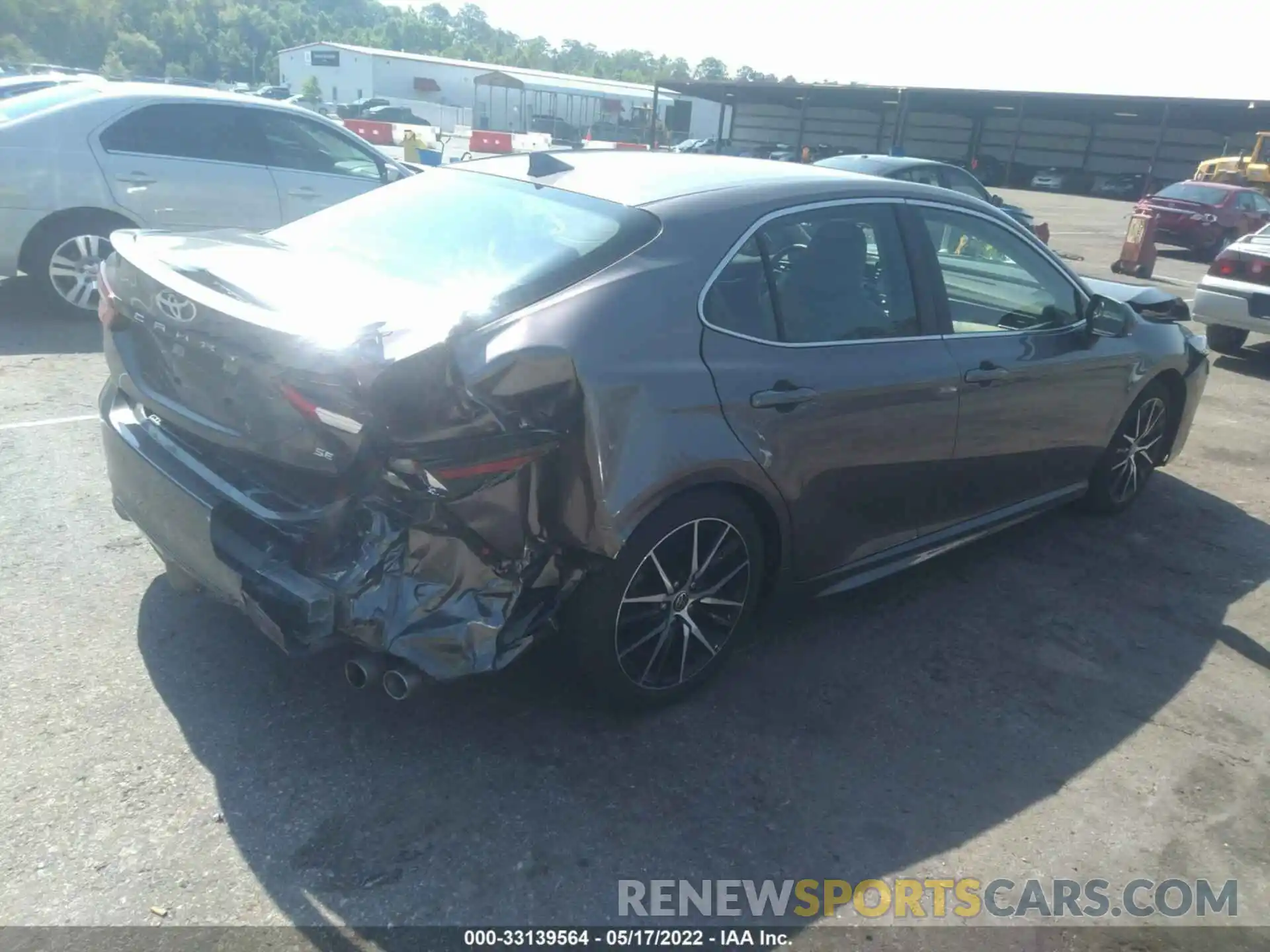 4 Photograph of a damaged car 4T1G11AKXNU643372 TOYOTA CAMRY 2022