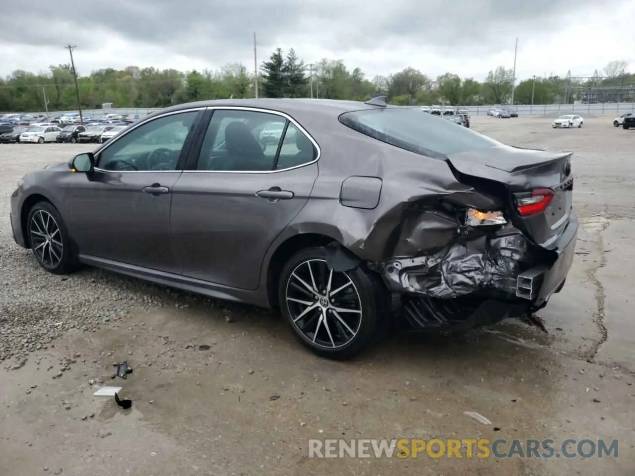2 Photograph of a damaged car 4T1G11AKXNU658700 TOYOTA CAMRY 2022