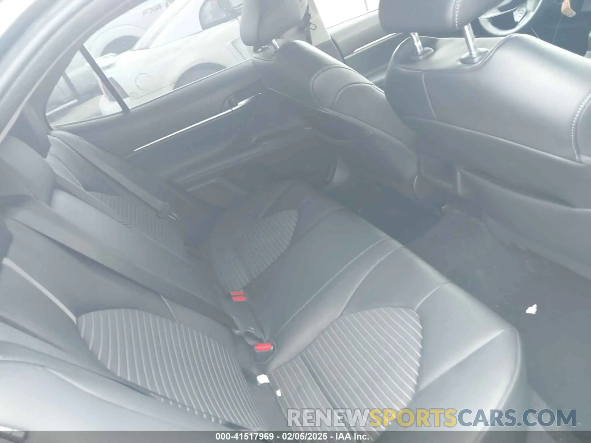 8 Photograph of a damaged car 4T1G11AKXNU659247 TOYOTA CAMRY 2022