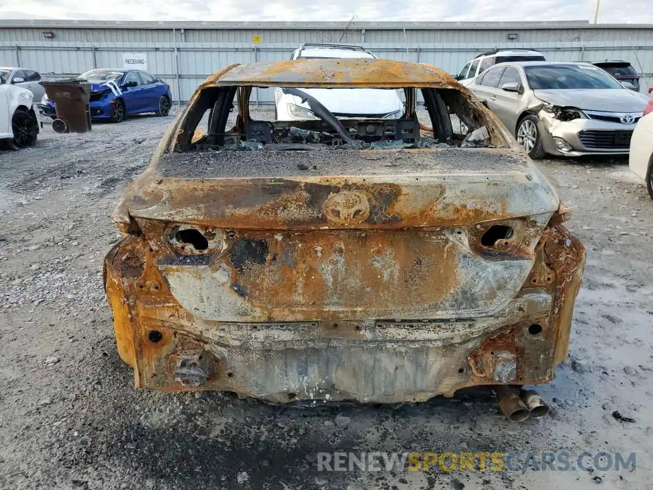 6 Photograph of a damaged car 4T1G11AKXNU661662 TOYOTA CAMRY 2022