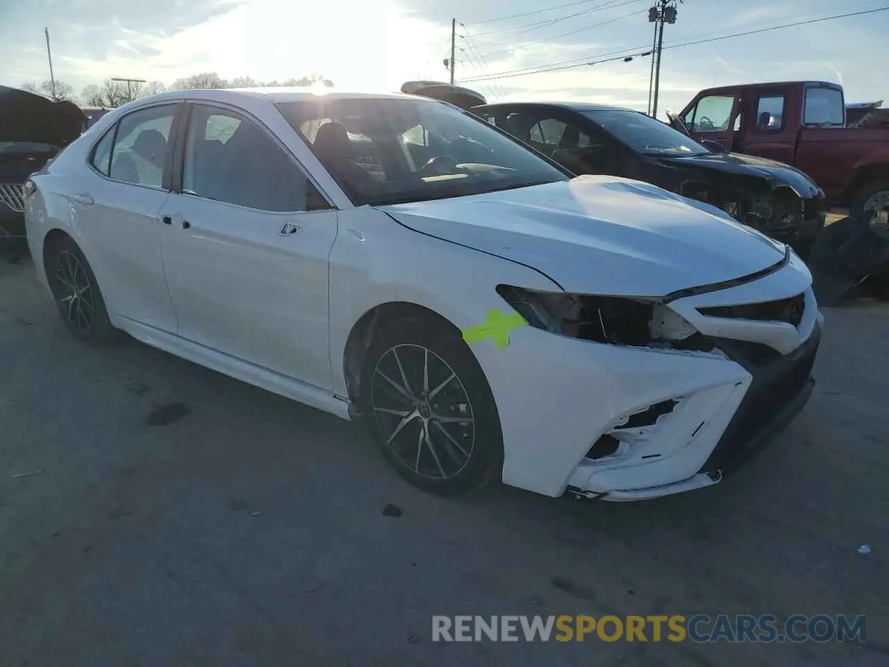 4 Photograph of a damaged car 4T1G11AKXNU662035 TOYOTA CAMRY 2022