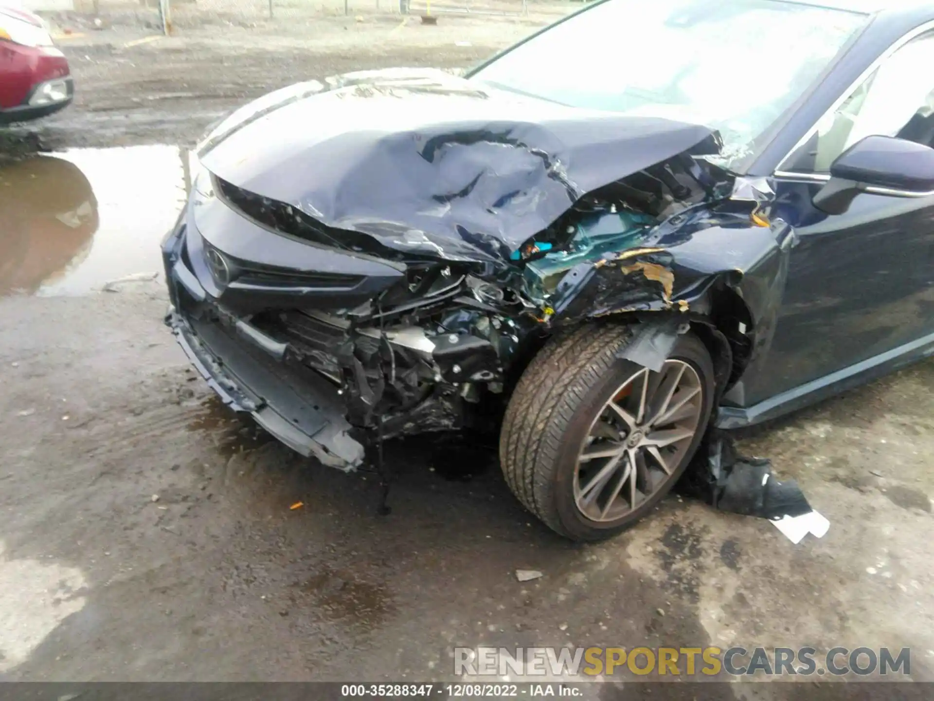 6 Photograph of a damaged car 4T1G11AKXNU673584 TOYOTA CAMRY 2022