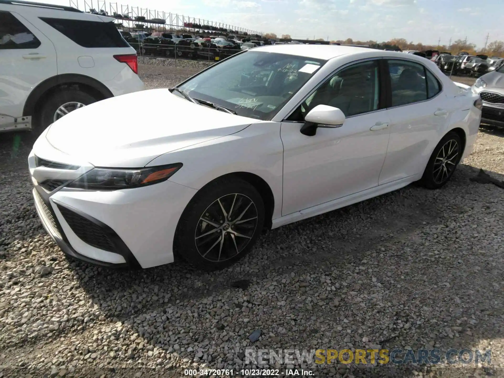 2 Photograph of a damaged car 4T1G11AKXNU673701 TOYOTA CAMRY 2022