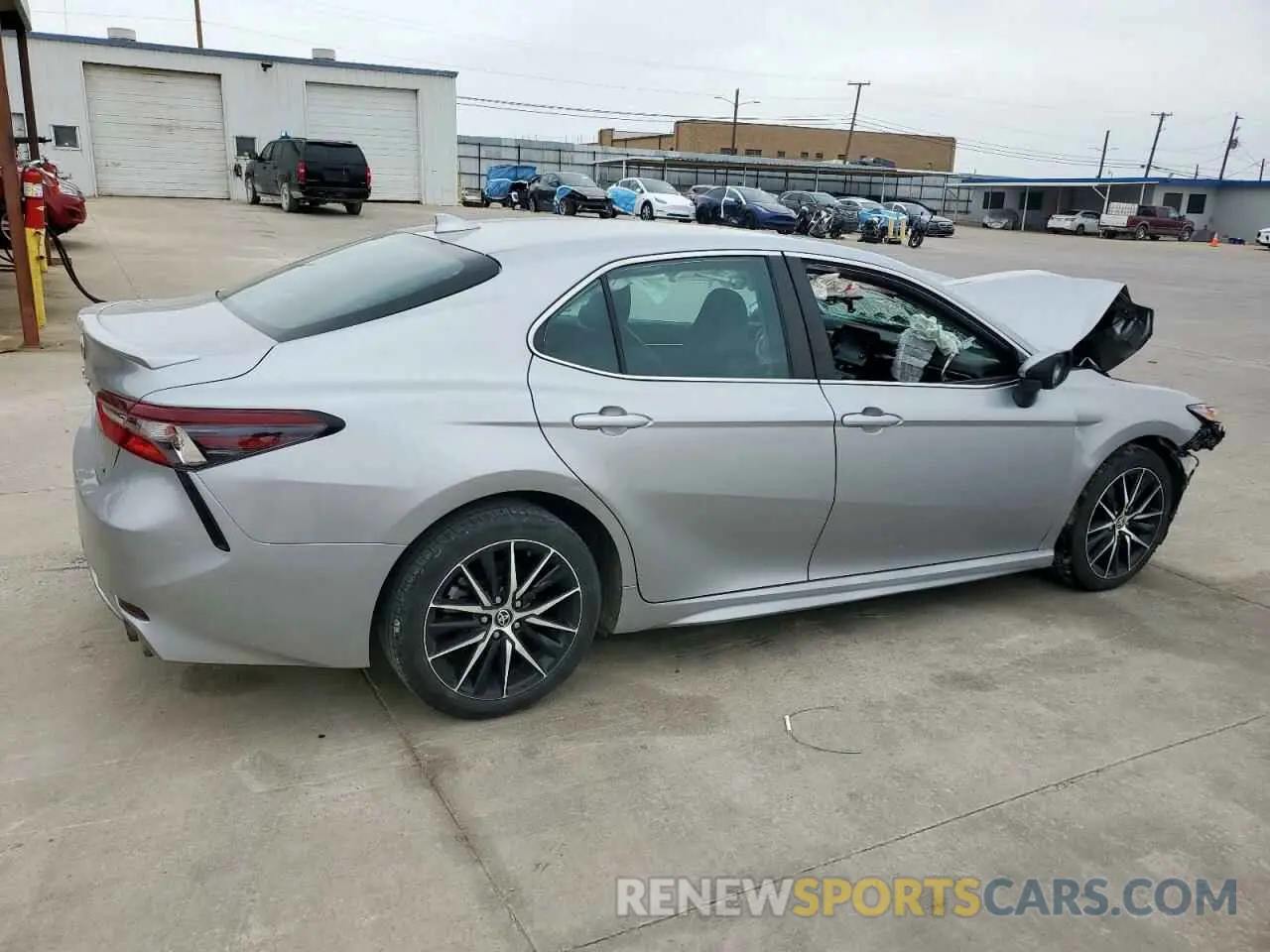 3 Photograph of a damaged car 4T1G11AKXNU675979 TOYOTA CAMRY 2022