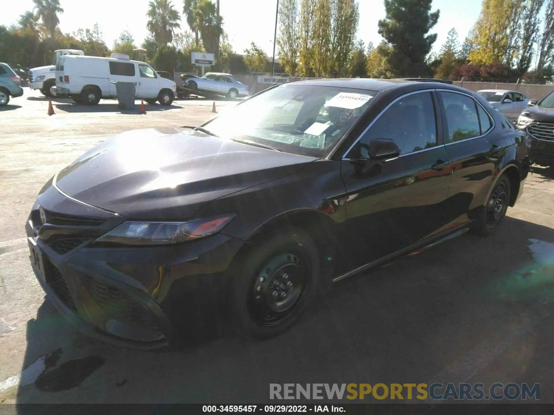 2 Photograph of a damaged car 4T1G11AKXNU676128 TOYOTA CAMRY 2022