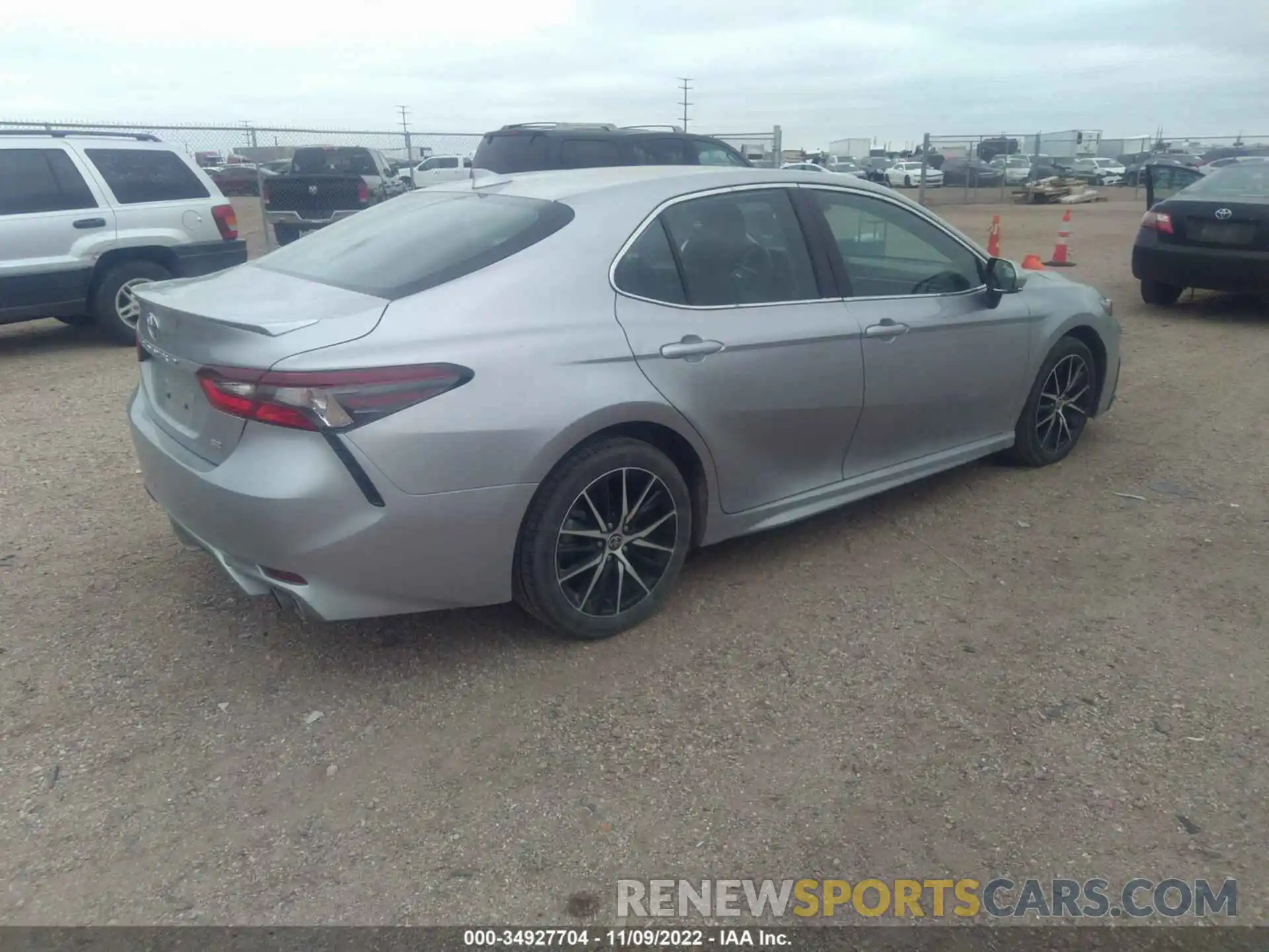 4 Photograph of a damaged car 4T1G11AKXNU684004 TOYOTA CAMRY 2022