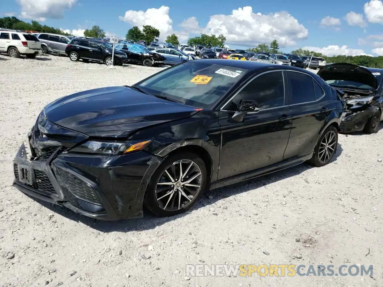 1 Photograph of a damaged car 4T1G11AKXNU700010 TOYOTA CAMRY 2022