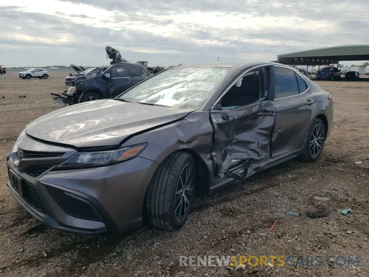 1 Photograph of a damaged car 4T1G11AKXNU704509 TOYOTA CAMRY 2022