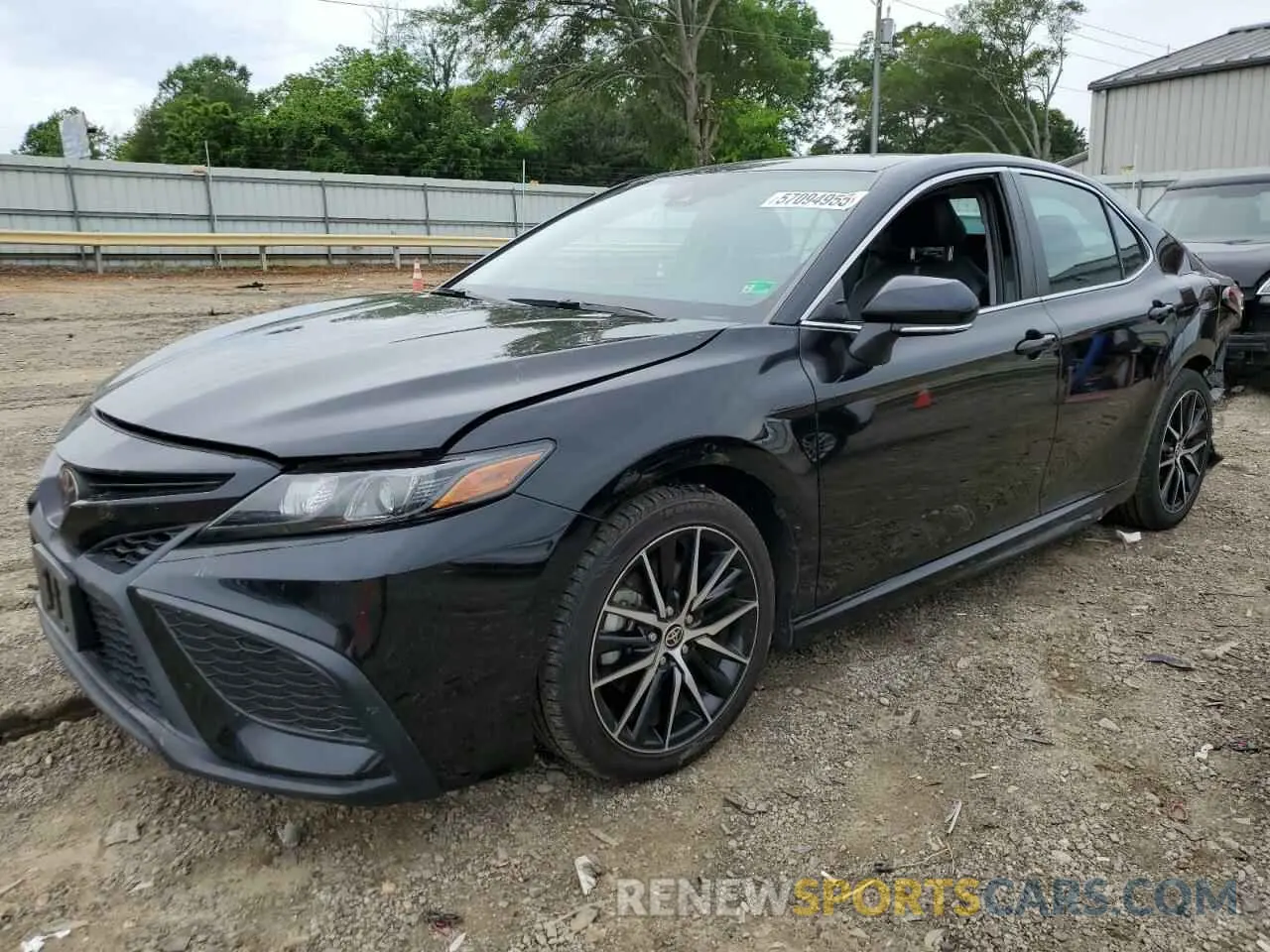 1 Photograph of a damaged car 4T1G11AKXNU711363 TOYOTA CAMRY 2022