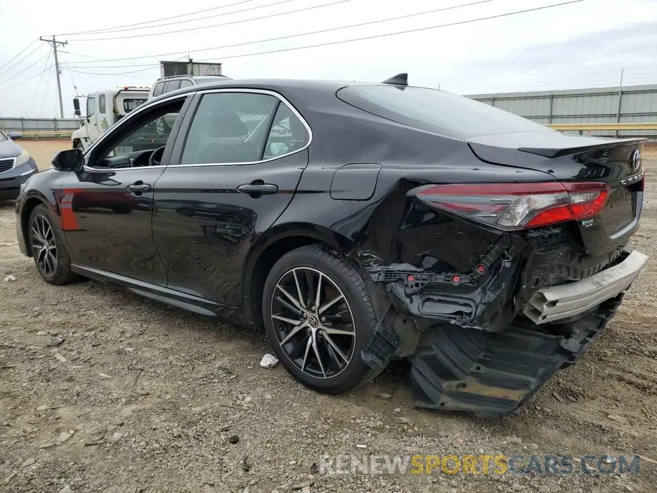 2 Photograph of a damaged car 4T1G11AKXNU711363 TOYOTA CAMRY 2022