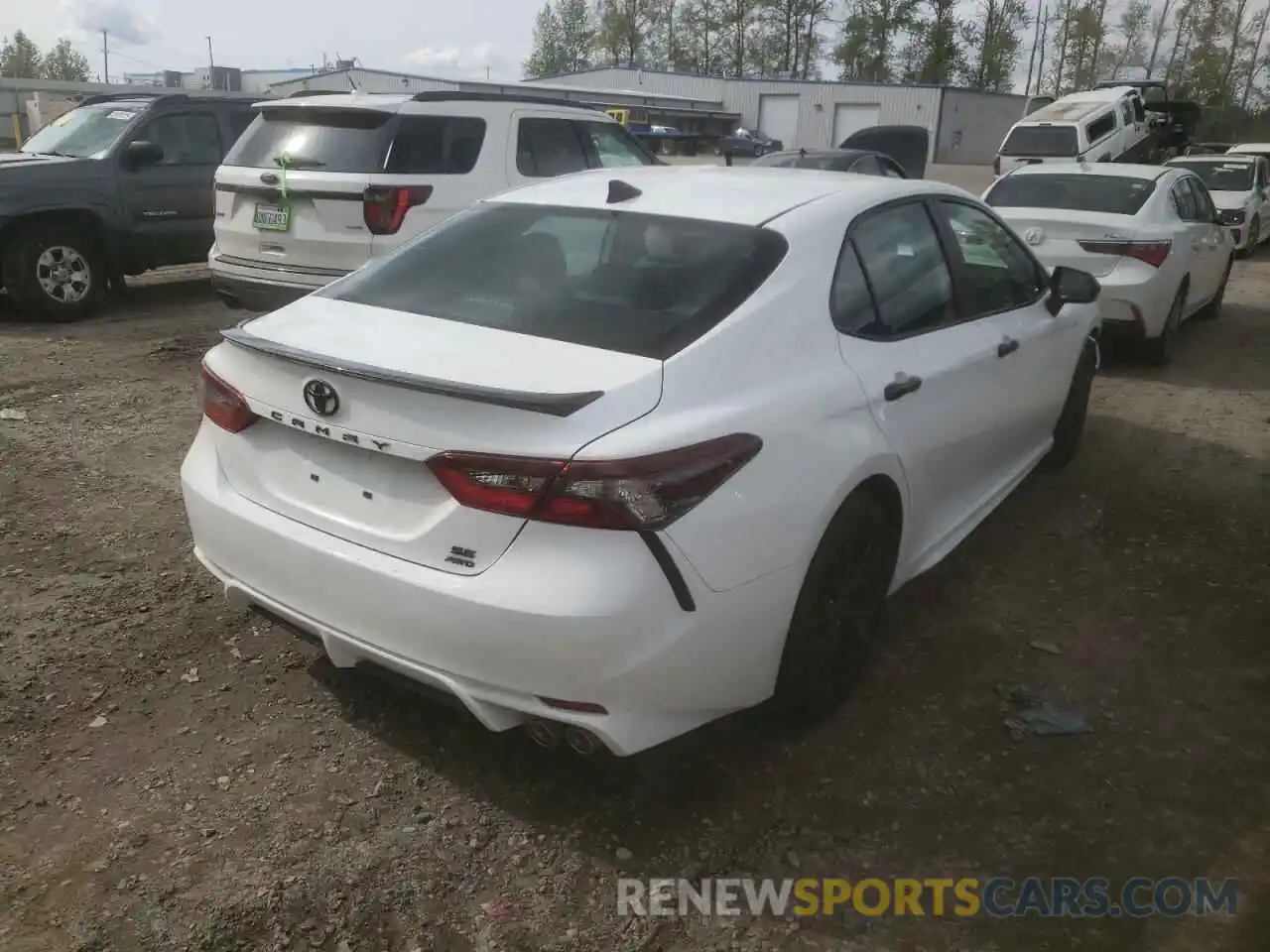 4 Photograph of a damaged car 4T1G11BK0NU055916 TOYOTA CAMRY 2022