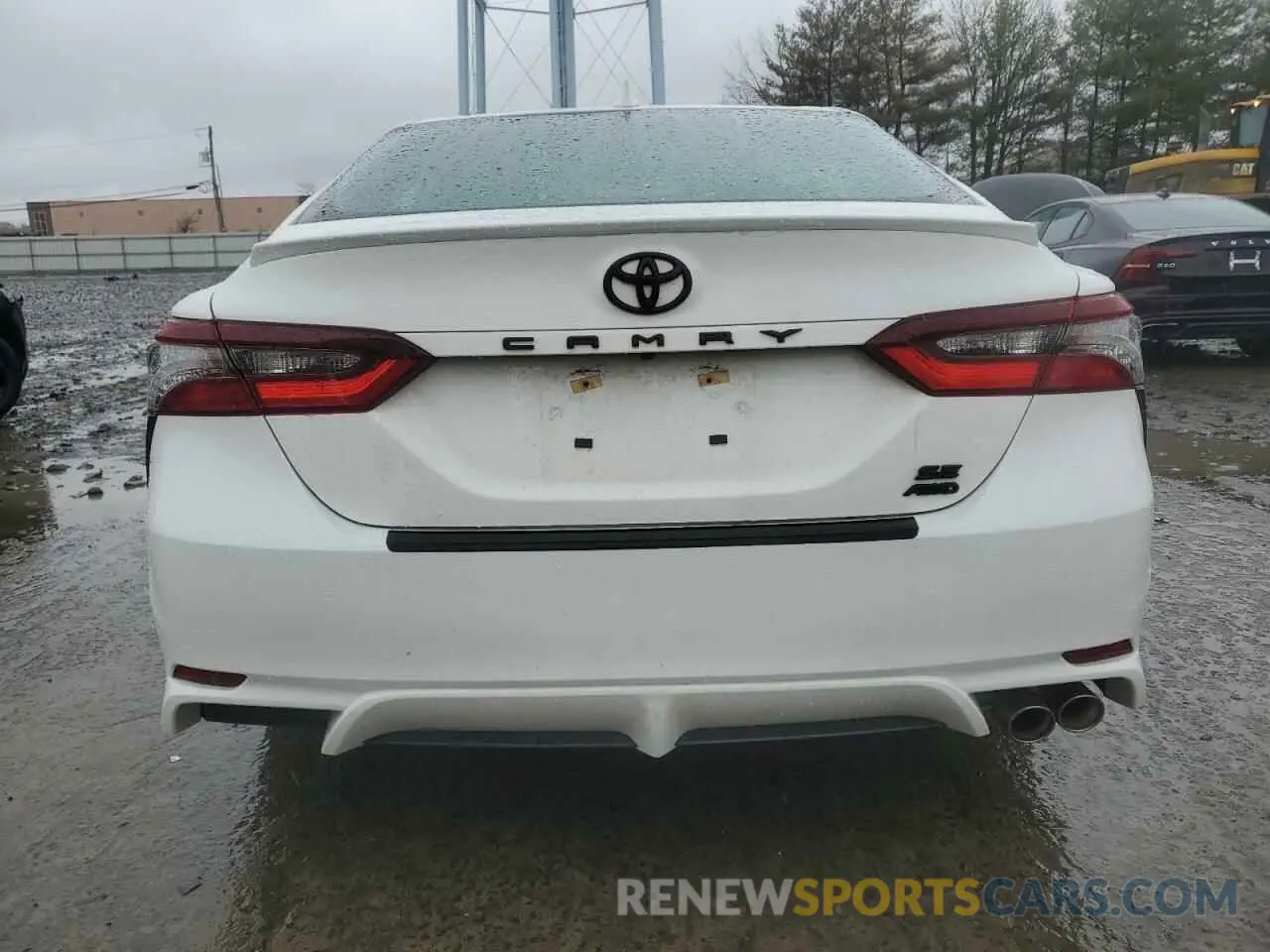 6 Photograph of a damaged car 4T1G11BK0NU066012 TOYOTA CAMRY 2022