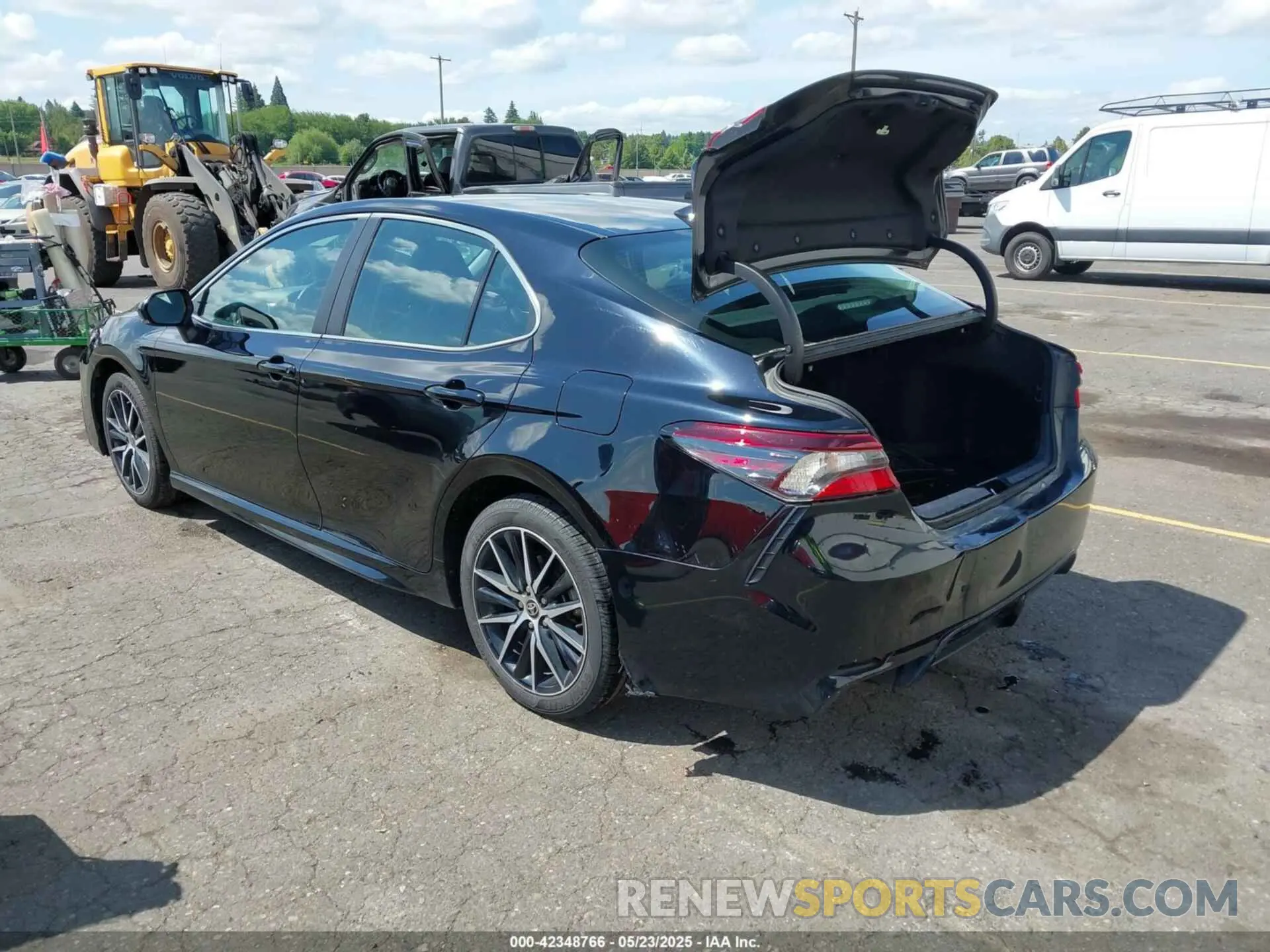 3 Photograph of a damaged car 4T1G11BK1NU050000 TOYOTA CAMRY 2022