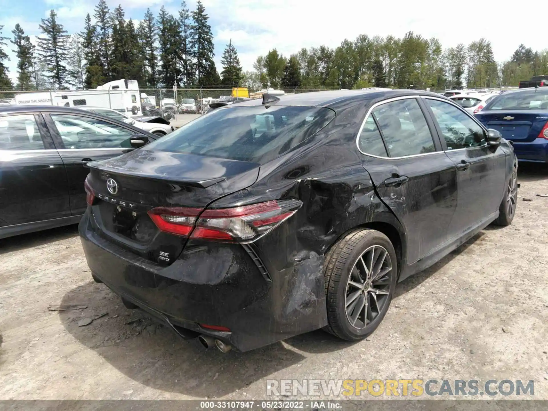 4 Photograph of a damaged car 4T1G11BK1NU055357 TOYOTA CAMRY 2022