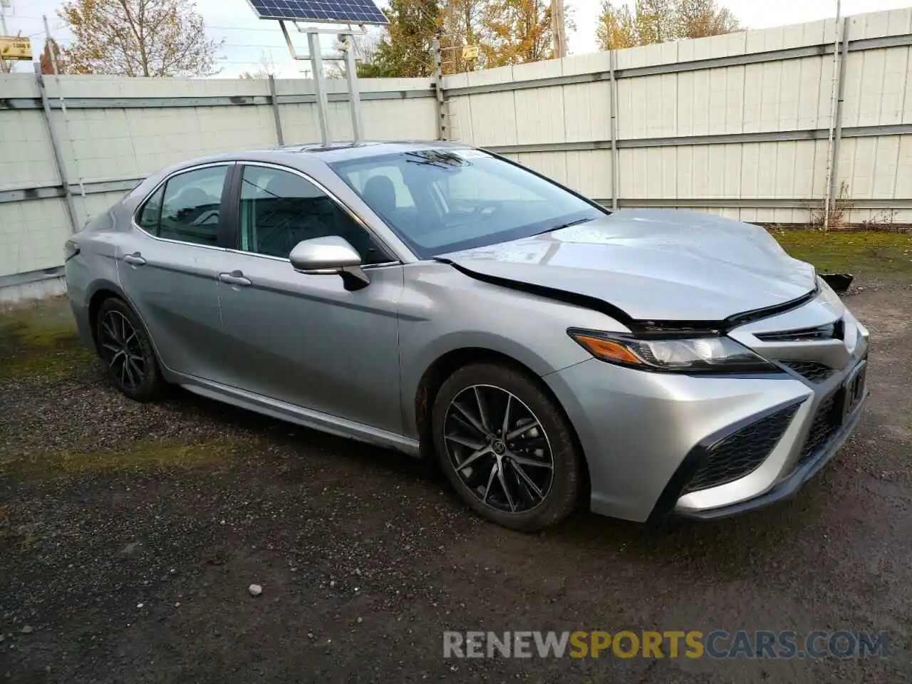 4 Photograph of a damaged car 4T1G11BK1NU059831 TOYOTA CAMRY 2022